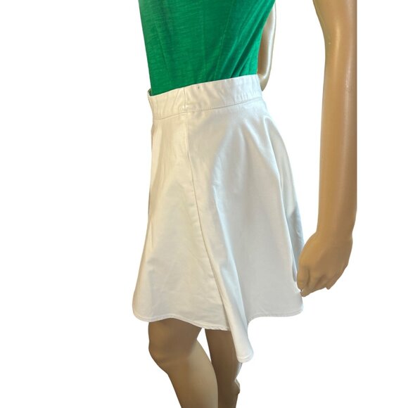 (6 for $25) Shein Faux Leather Skater Skirt in‎ White Size Small - Picture 3 of 5